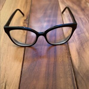 Muse x Hilary Duff black glasses